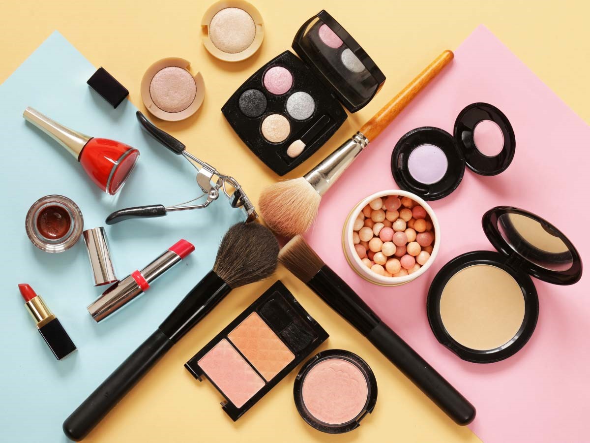 13 Best Makeup Sets At Adore Beauty