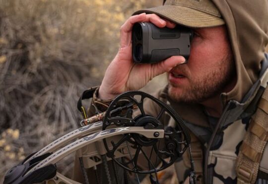 Experts Review to Choosing the Best Rangefinder for Hunting